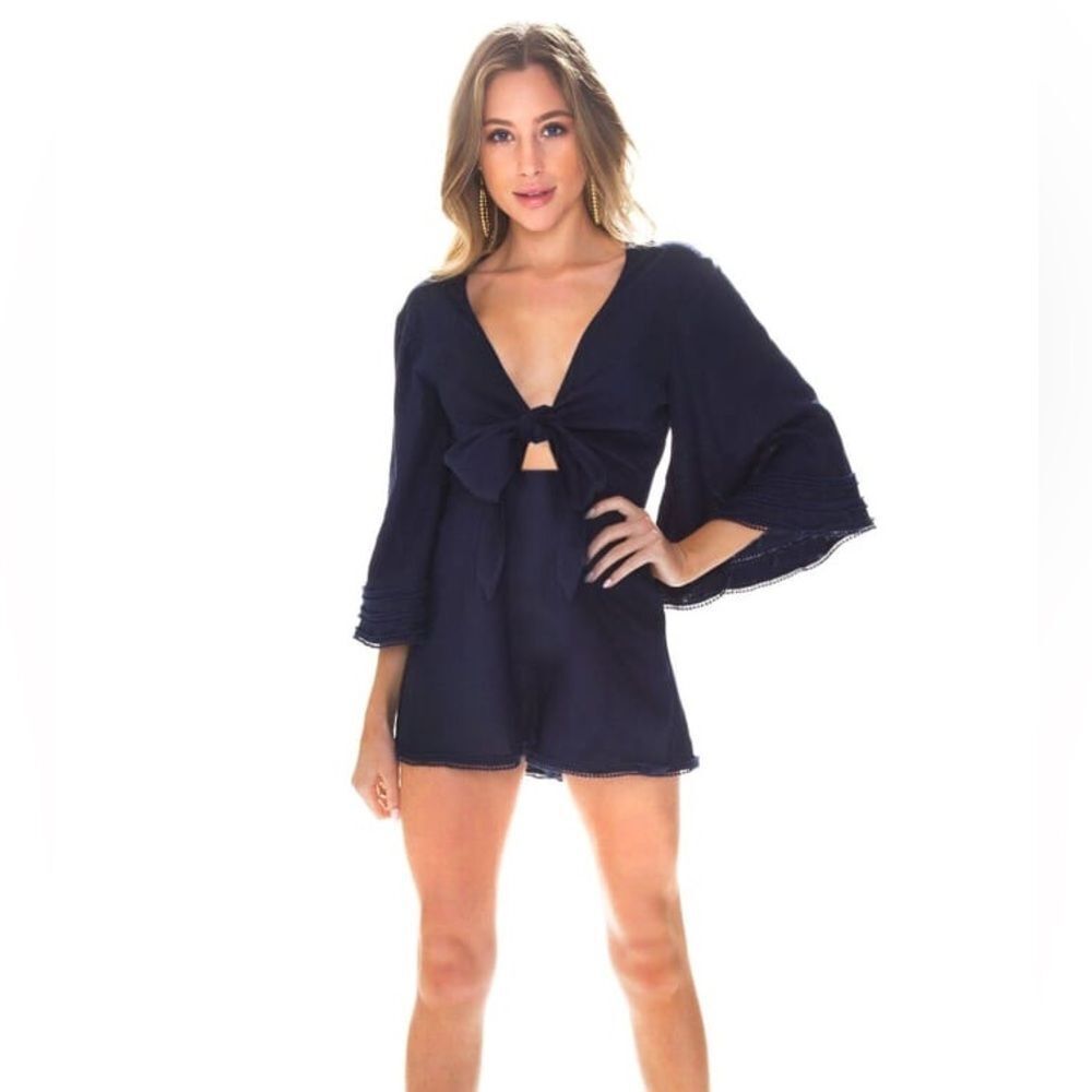 Finders Keepers | Limoncello Tie-Front Flared Sleeve Playsuit Romper Navy Sz 6